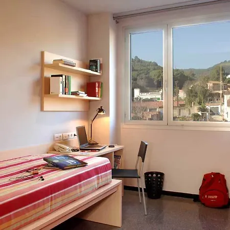 Agora Bcn. Residencia Universitaria Internacional Hotel