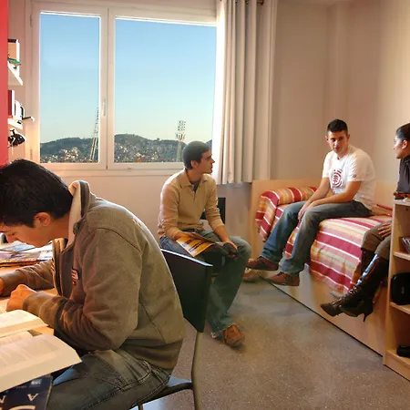 Agora Bcn. Residencia Universitaria Internacional *