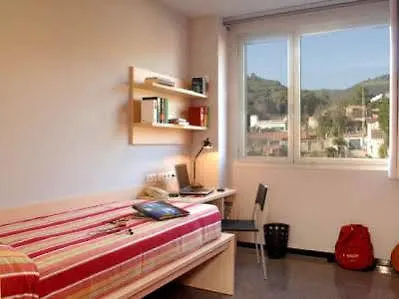 فندق Agora Bcn. Residencia Universitaria Internacional برشلونة