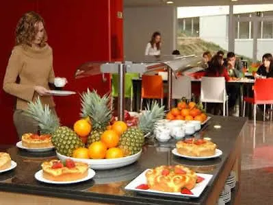 Agora Bcn. Residencia Universitaria Internacional * برشلونة